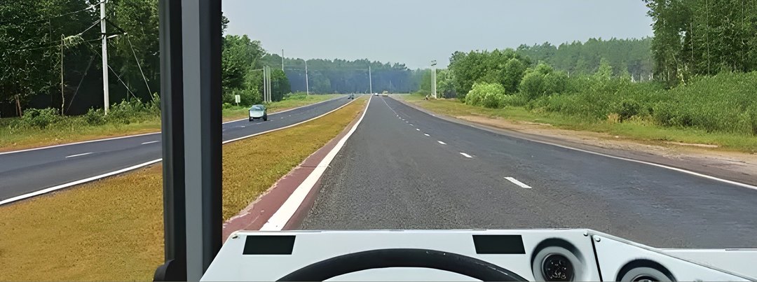 По какой полосе Вы имеете право двигаться с максимальной разрешенной скоростью вне населенных пунктов?