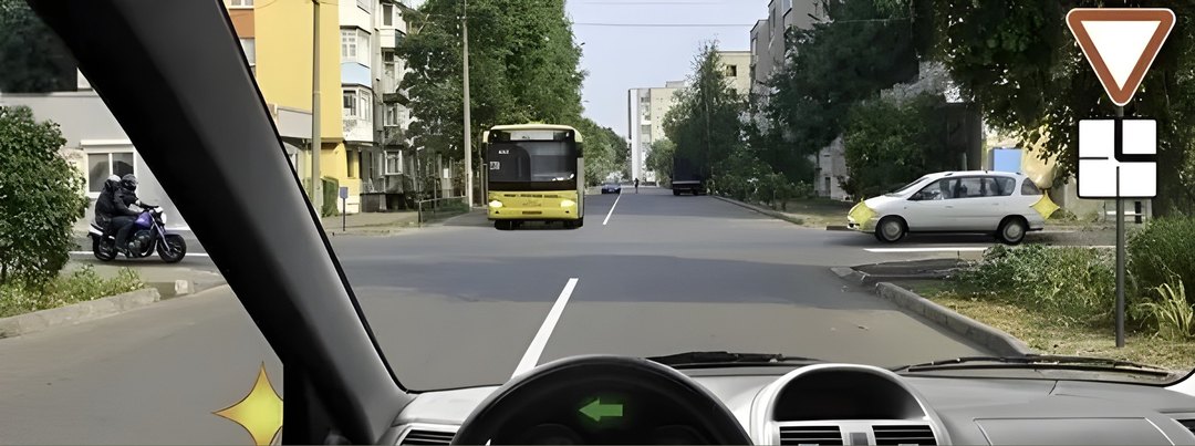 Кому Вы обязаны уступить дорогу при повороте налево?