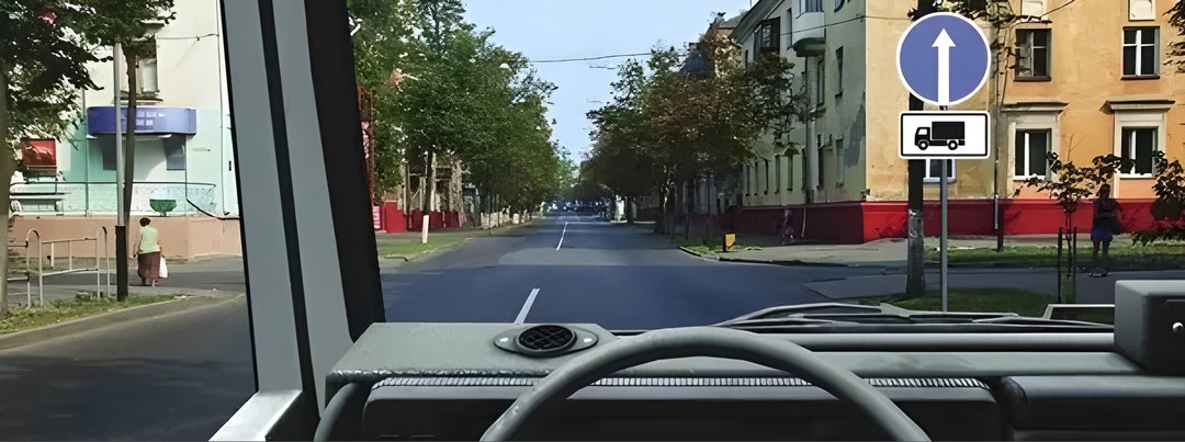 Вам разрешено продолжить движение на грузовом автомобиле, имеющем разрешенную максимальную массу более 3,5 т,…