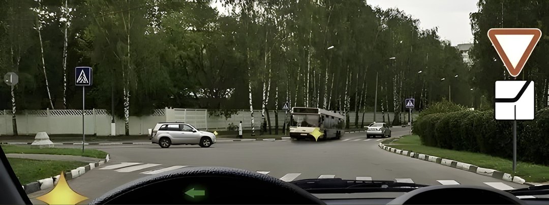 Кому Вы обязаны уступить дорогу при повороте налево?
